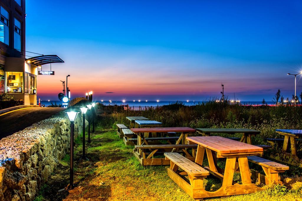 Hotel White House Jeju Exterior foto